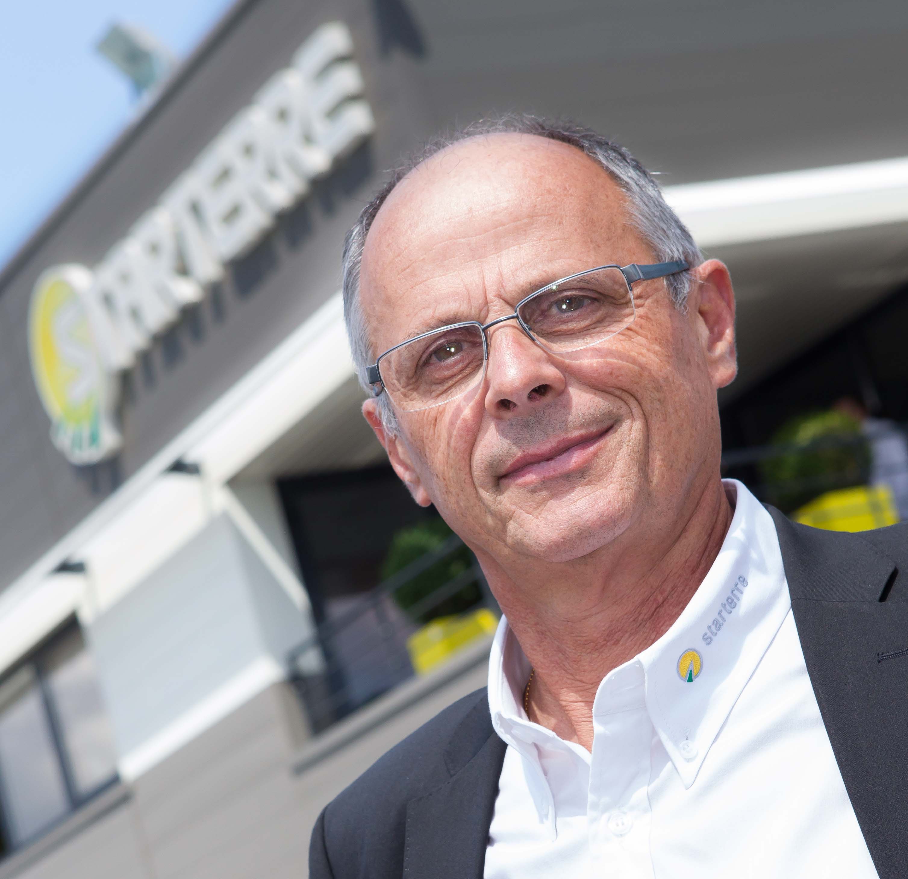 <span id="hs_cos_wrapper_name" class="hs_cos_wrapper hs_cos_wrapper_meta_field hs_cos_wrapper_type_text" style="" data-hs-cos-general-type="meta_field" data-hs-cos-type="text" >Interview automobile : Jean-Louis BRISSAUD, PDG de Starterre</span>